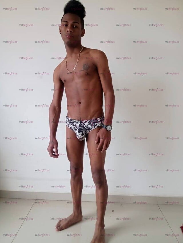 FOTOS DE NEGRO CON 23 DE VERGA DISPONIBLE A DARTE TODO EL PLACER QUE DESEAS F