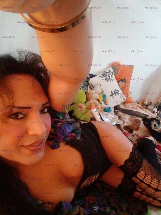 FOTOS DE LA REINA DE LA FANTASIA ORAL A TU SERVICIO..