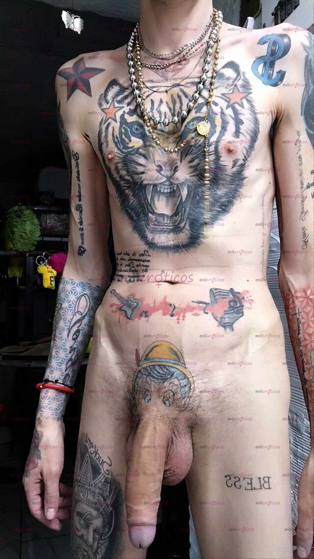 FOTOS DE FLACO ACTIVO SERIO BLANCO TATUADO CONTENIDO Y VIDEO LLAMADAS CASEROS