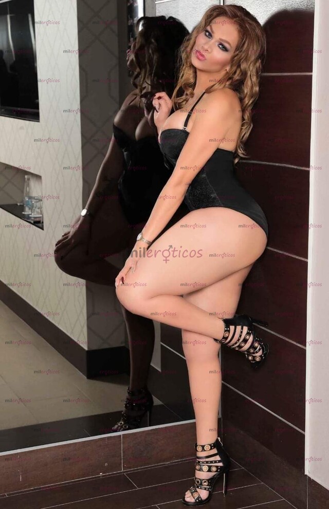 FOTOS DE HOLA ME LLAMO KARIME SOY UNA CHICA MUY CACHONDA Y EXTREMADAMENTE CALIENTE, COMPL