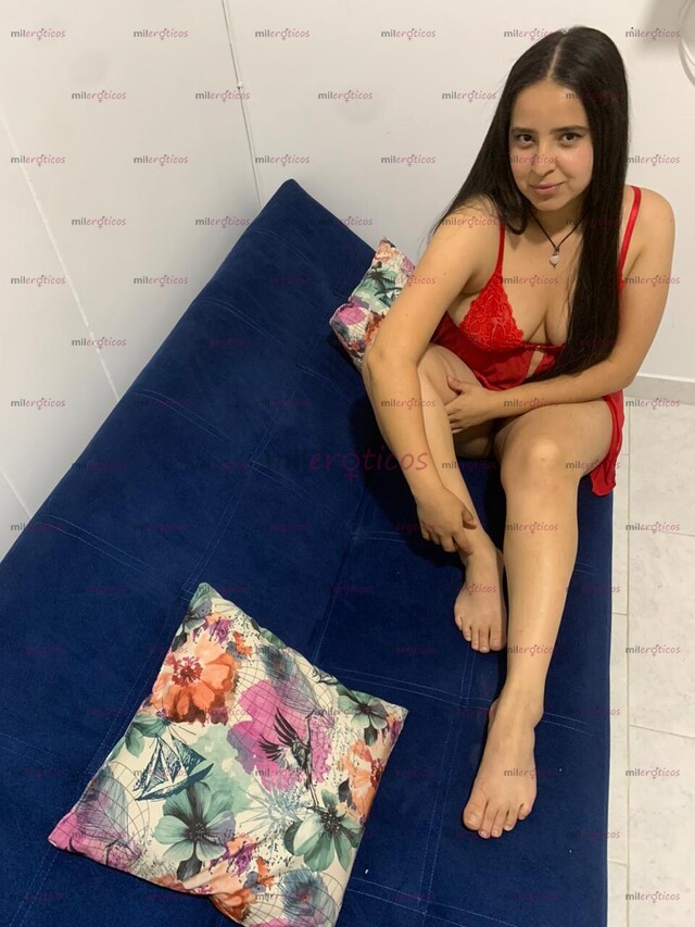 FOTOS DE TU ANGELITO LLEGO A ENCENDER TUS MAÑANAS CON MIS RICAS TETAS