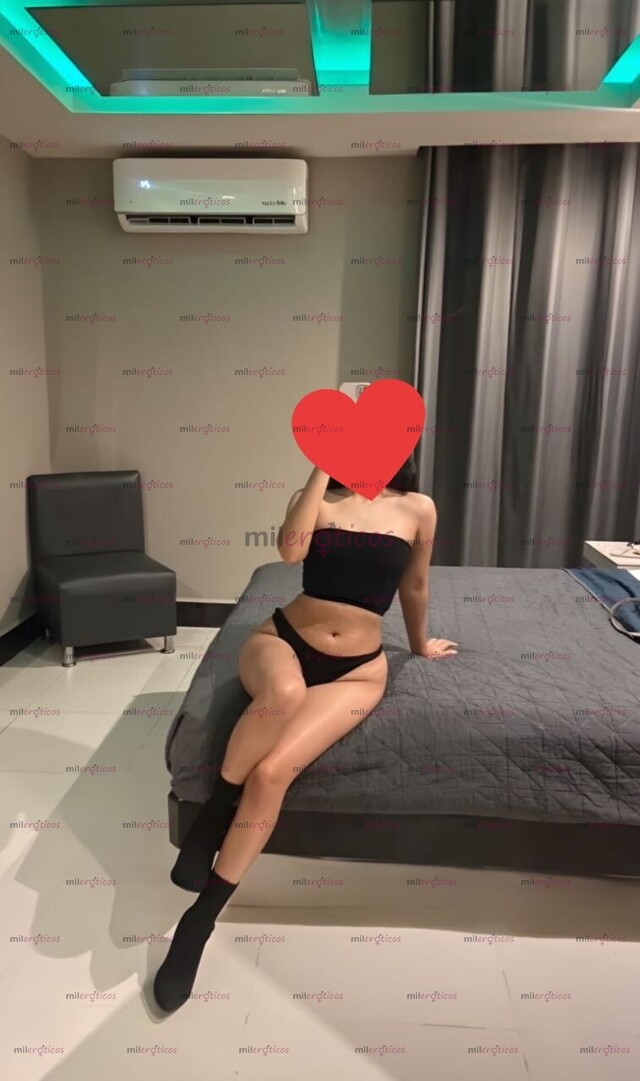 FOTOS DE PAOLA.... JOVENCITA DE LINDA CARA Y DELICIOSO CUERPO . ....