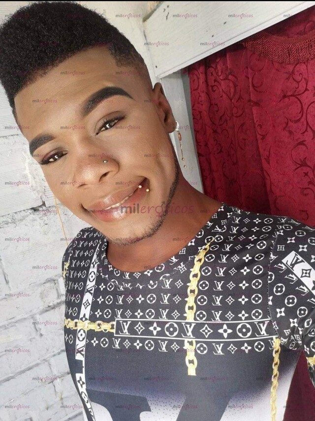 FOTOS DE TU MORENAZA TRAGONA DE VERGA CULO JUGOSO Y APRETADITO