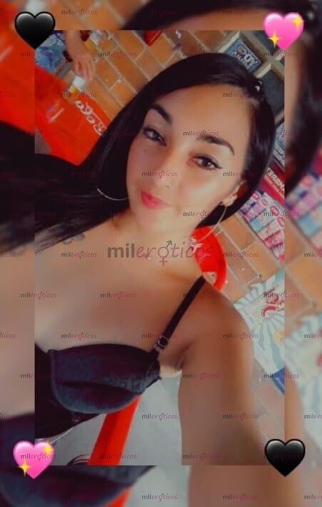 FOTOS DE PELINEGRA FLACA CALIENTE DISPUESTA A COMPLACERTE.. VEN ANÍMATE