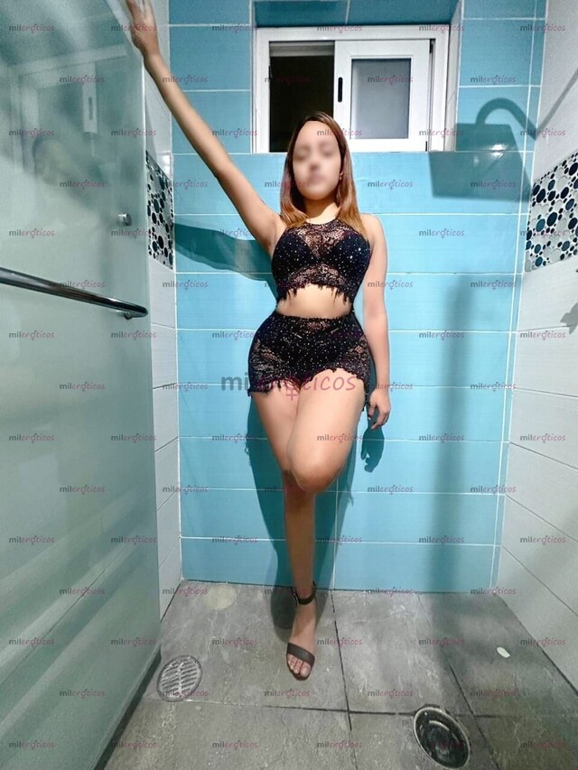 FOTOS DE HOLA SOY ARIADNA UNA CHICA NUEVA EN EL AMBIENTE, UNIVERSITARIA CON GANAS DE COGE
