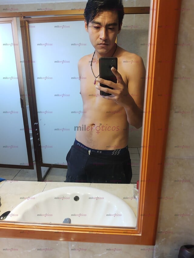 FOTOS DE HOMBRE DE 30, CON GANAS DE PASARLA RICO, ATIENDO MUJERES SOLAS, PAREJAS Y TRANS
