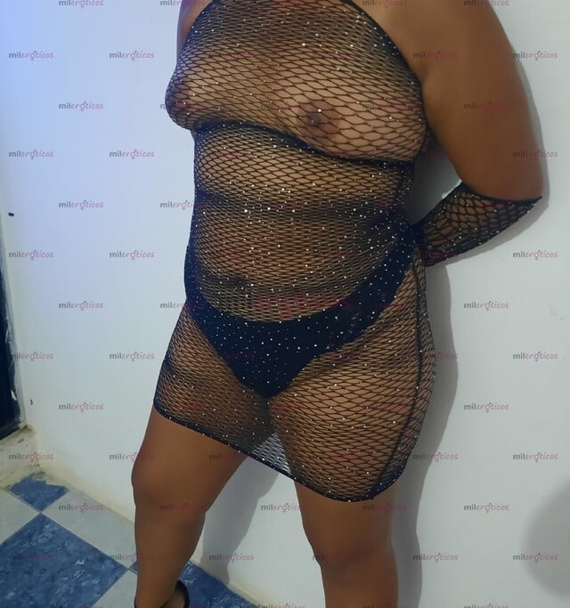 FOTOS DE NUEVA Y HERMOSA MORENITA DE FUEGO DE 21 AÑOS