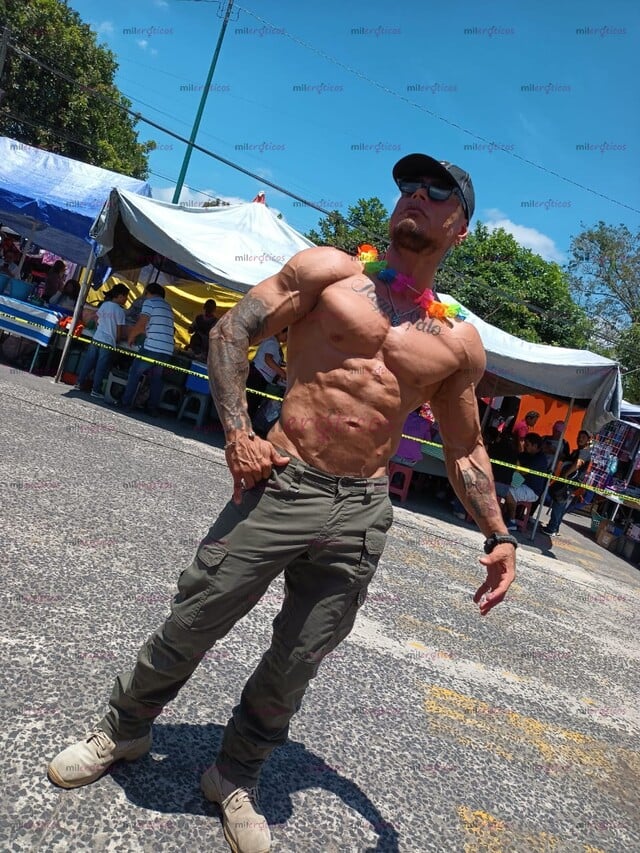 FOTOS DE MACHOTE HETERO CABRON ACTIVO DOMINANTE. SOLO ME DESPLAZO A HOTELES,DOMICILIOS Y