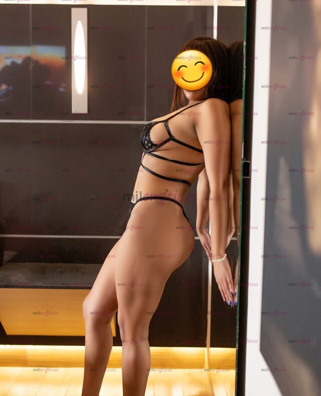 FOTOS DE HOLA SOY KLOE FERRER. UNA CHICA DE CLMBIA DISPUESTA A CUMPLIR TODAS TUS FANTASIA
