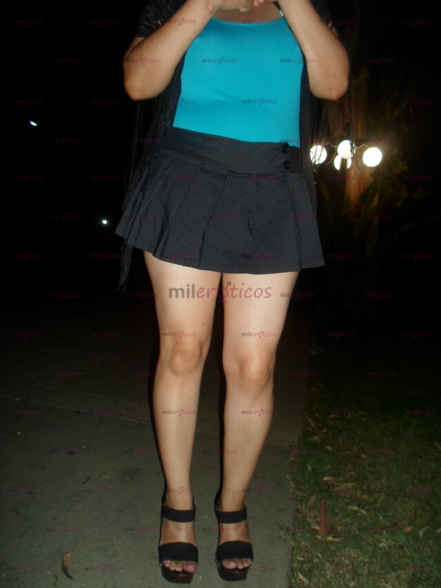 FOTOS DE SAHORI, UNA TARDE DE EXHIBICIONISMO EN EL PARQUE, ENSEÑANDO MI RICO TRASERO