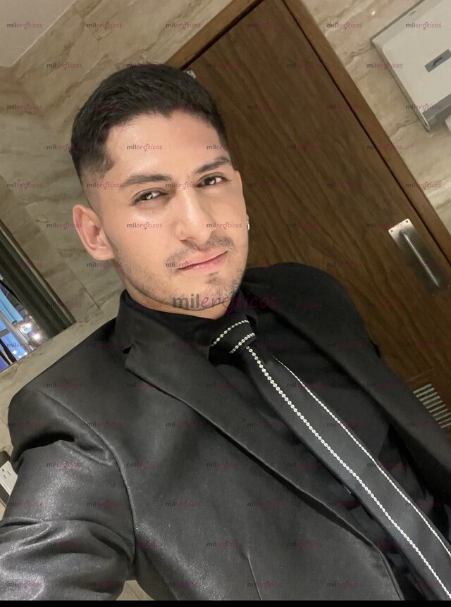 FOTOS DE BUSCAS PASARLA RICO CON MUCHA DISCRECIÓN, UN JOVEN GUAPO Y CALIENTE?