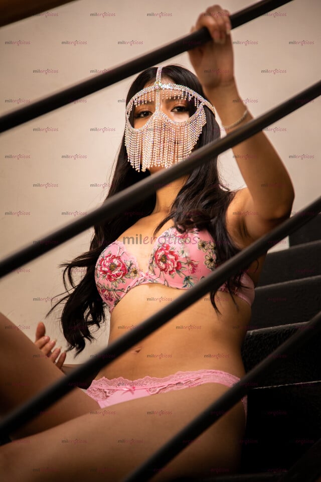FOTOS DE RENATA DULCE MASAJISTA EN CDMX (POLANCO) VIVE ESTA EXPERIENCIA VIP DE MASAJE