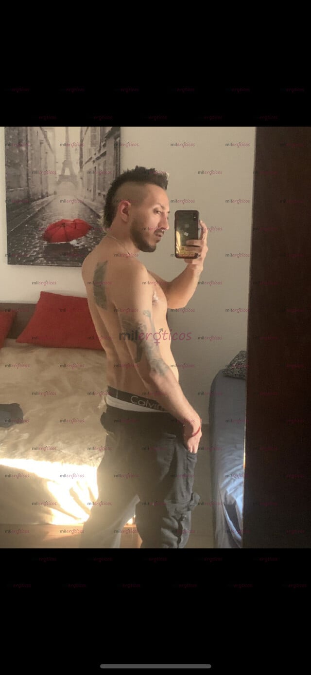 FOTOS DE COLOMBIANO SEXY SERIO EDUCADO ATIENDE MUJERES Y PAREJAS SWINGER
