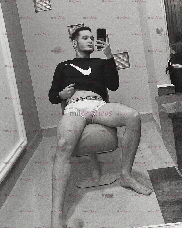 FOTOS DE VERSÁTIL RECIÉN LLEGADO A LA CIUDAD NUEVO