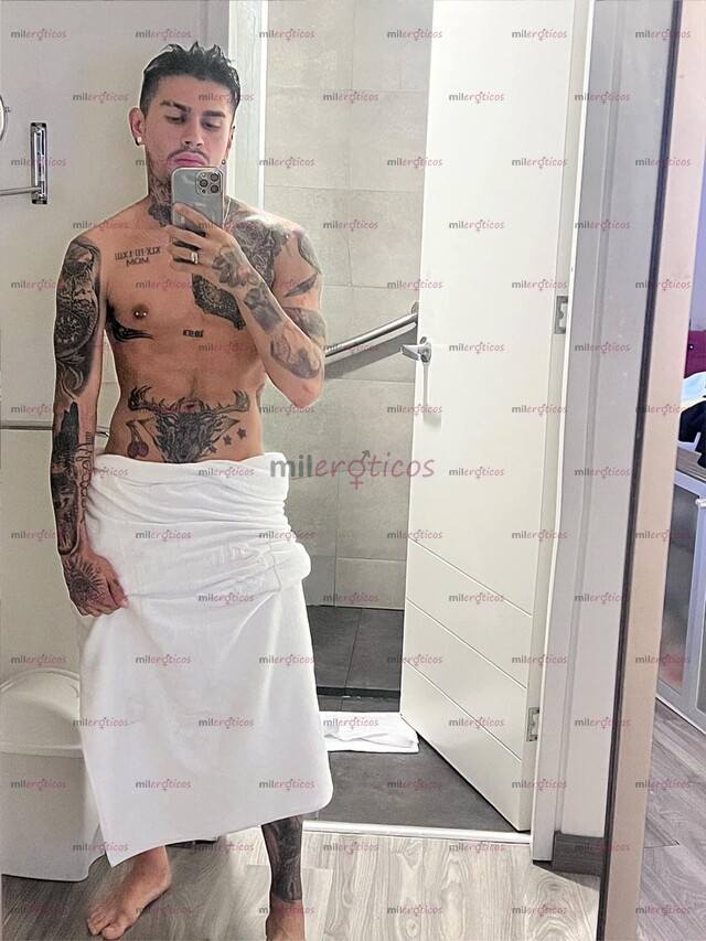 FOTOS DE 23CM DE VERGA DURA Y ARRECHO, TATUADO SERIO CON SITIO DISPONIBLE