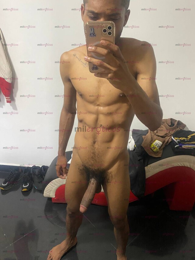 FOTOS DE JEREMY ESCORT DOTADO LECHERO COMPLACIENTE