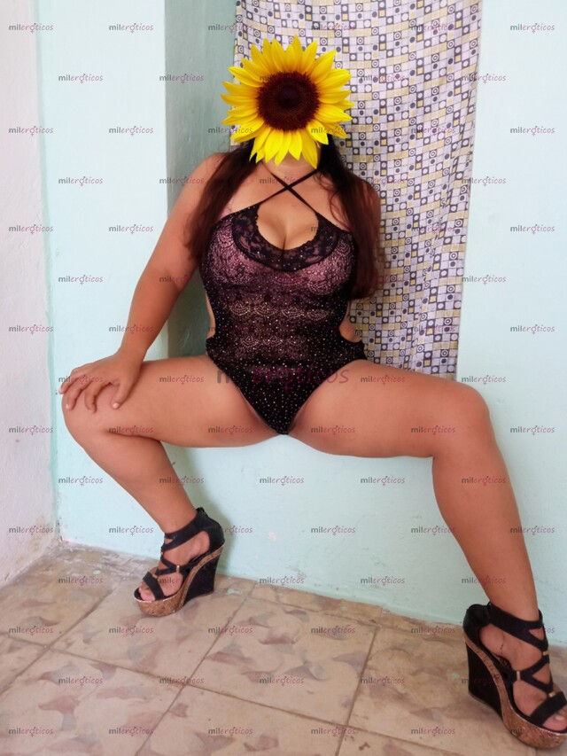 FOTOS DE PUTITA NALGONA CALIENTE CON RICAS BUBIS ACCESIBLE