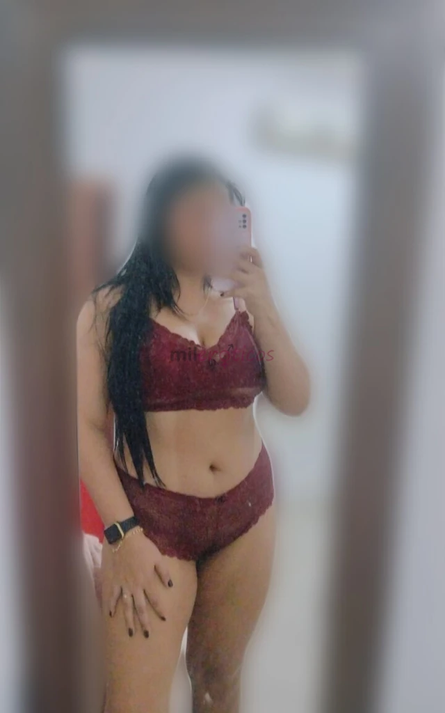 Venha conhecer essa safadinha de sorriso lindo boca de veludo 1 70 de puro prazer disponivel completinha vem me conhecer um tesao faco estilo namoradi...