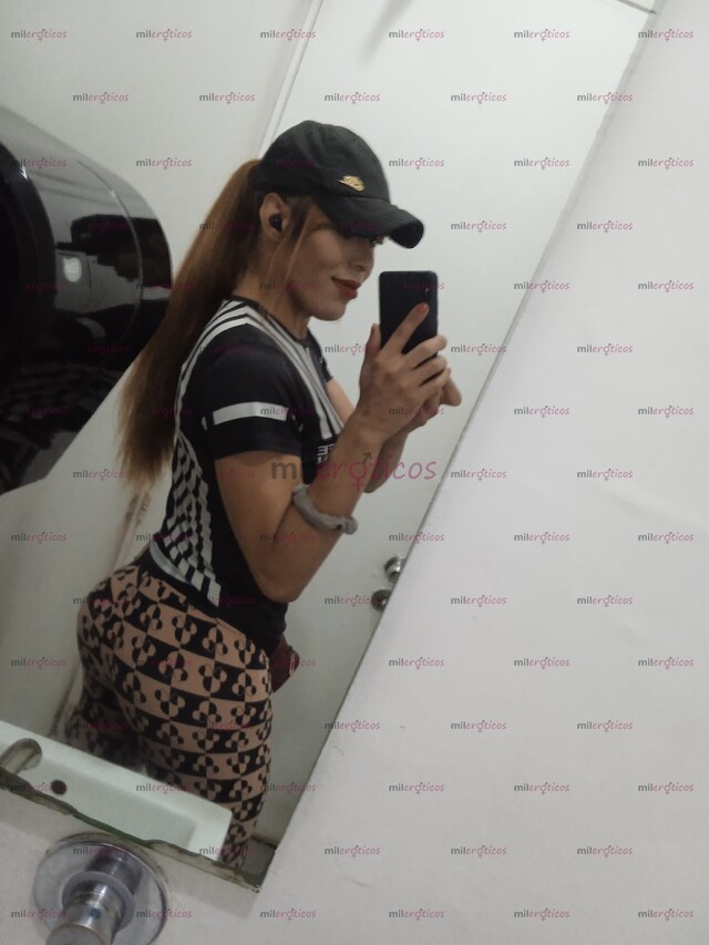 FOTOS DE TODO LO HAGO RICO,CHICA FITNESS Y GIMNASTA ,TENGO UN RICO CARAMELO PARA TI