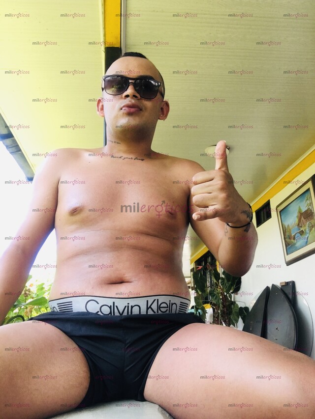 FOTOS DE MORENO SERIO MUY RESERVADO HAGO MASAJES RELAJANTES CON FINAL FELIZ