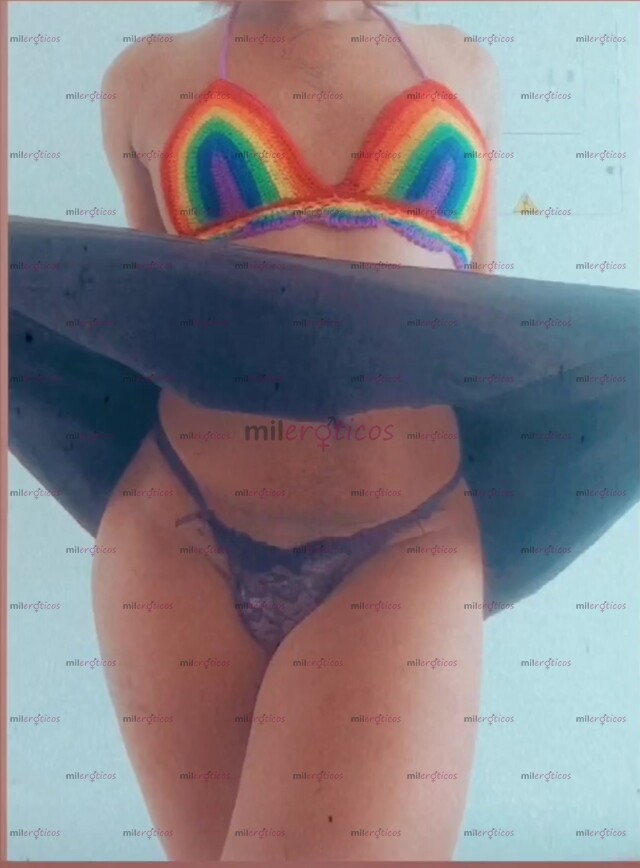 FOTOS DE HOLA............. SOY.......... NAHOMY. ............,.......UN PLACER