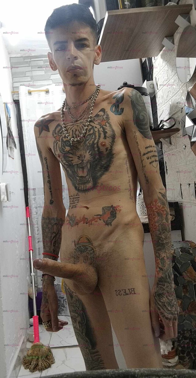 FOTOS DE FLACO VERGON ACTIVO LECHERO TATUADO VENDO VIDEITOS CASEROS Y HAGO VIDEO LLAMADA