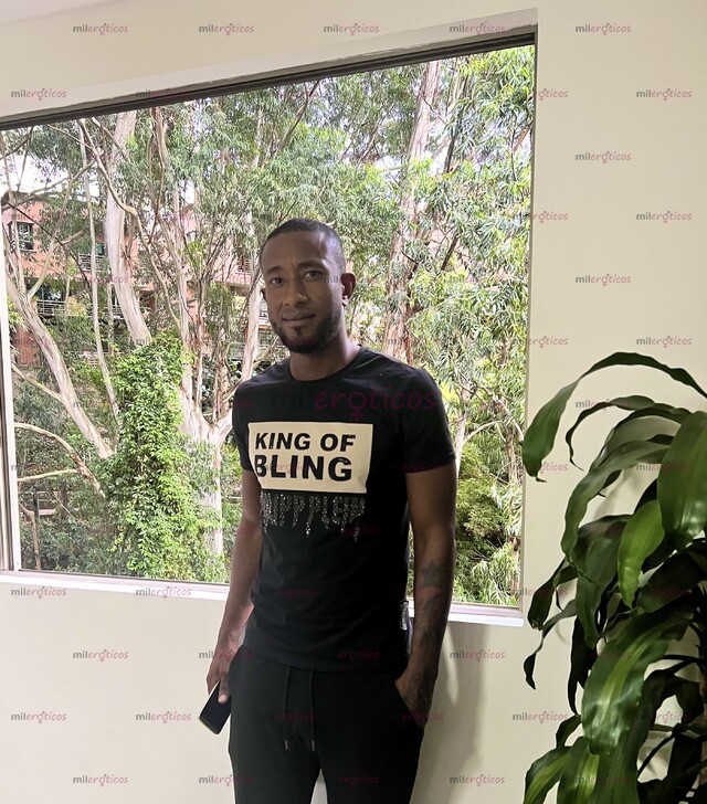 FOTOS DE AQUILES ESCORT INTERNACIONAL SUPER DOTADO