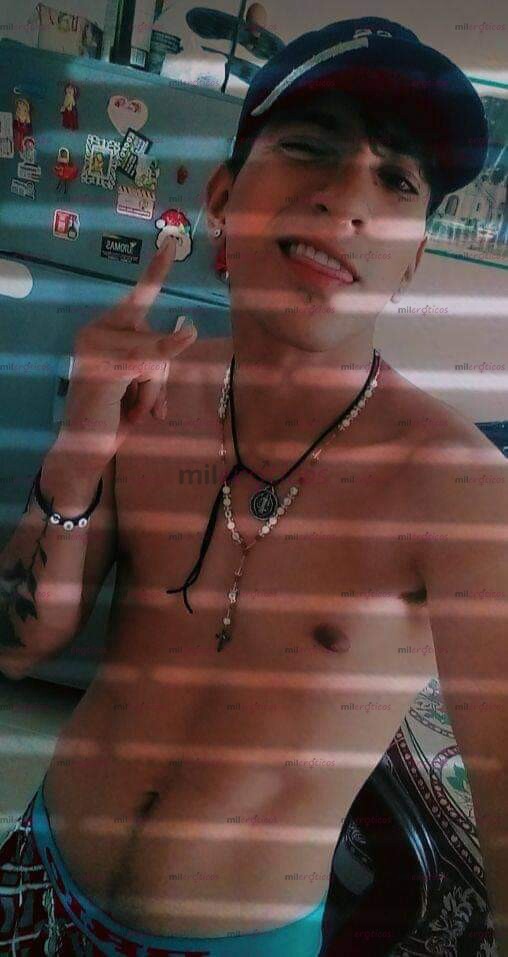 FOTOS DE HOMBRE JOVEN, LATINO MORENO. COMPLACIENTE, SERVICIAL, MASAJES,FETICHES