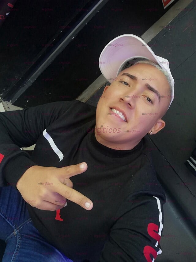 FOTOS DE HOLA SOY BRAYAN TENGO 26 AÑOS SOY UNA PERSONA CARIÑOSA AGO DOMICILIOS MASAJE