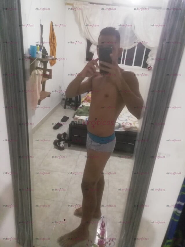 FOTOS DE JOVEN CALIENTE Y COMPLACIENTE DISPUESTO A HACERTE FELIZ