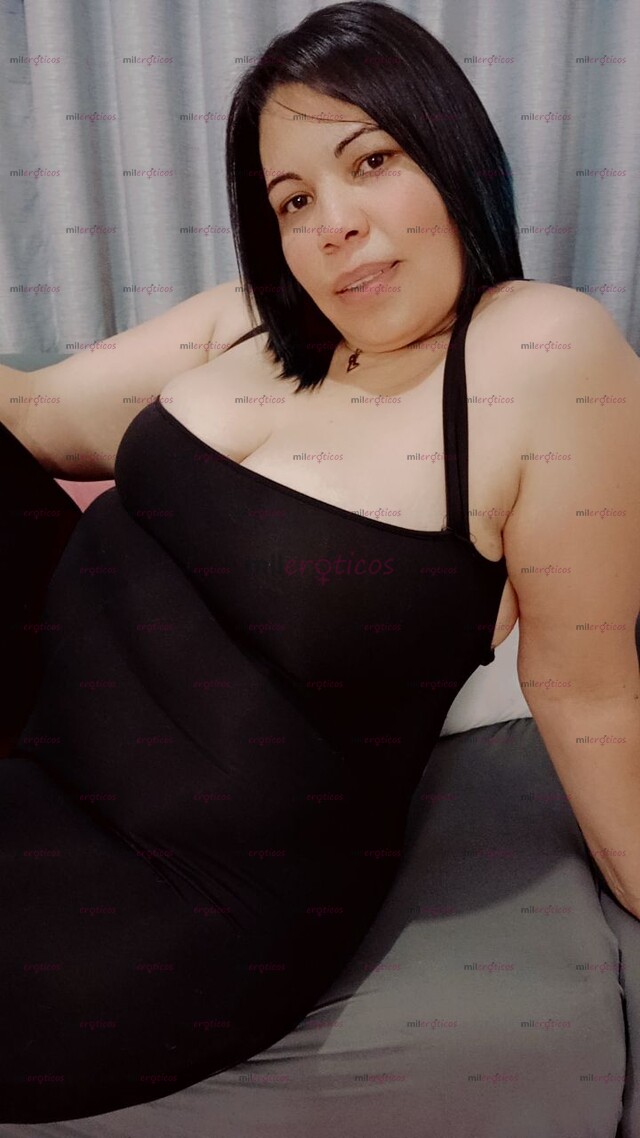 FOTOS DE MILF GORDIBUENA, TETAS Y CULO PERFECTO, MUY CALIENTE Y COMPLACIENTE
