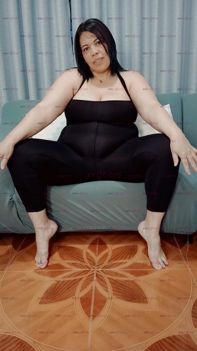 FOTOS DE MILF GORDIBUENA, TETAS Y CULO PERFECTO, MUY CALIENTE Y COMPLACIENTE