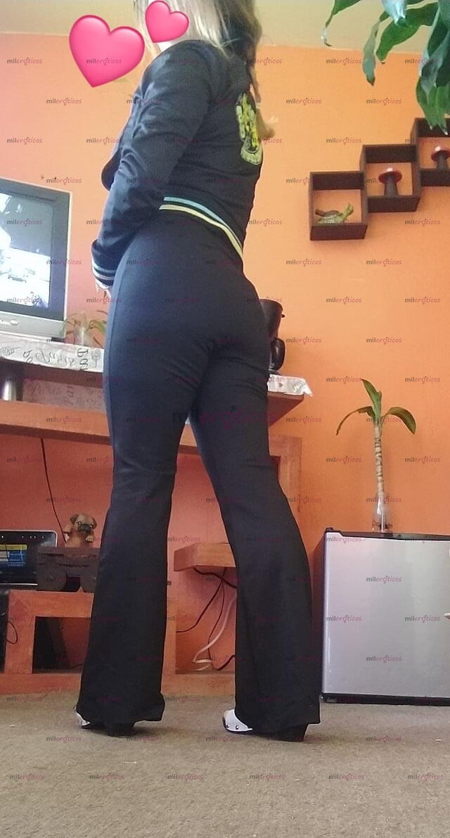 FOTOS DE ANTOJABLE FLAQUITA CINTHIA... LLENA DE GANAS DE HACER EL AMOR RICO Y DESPACIO .