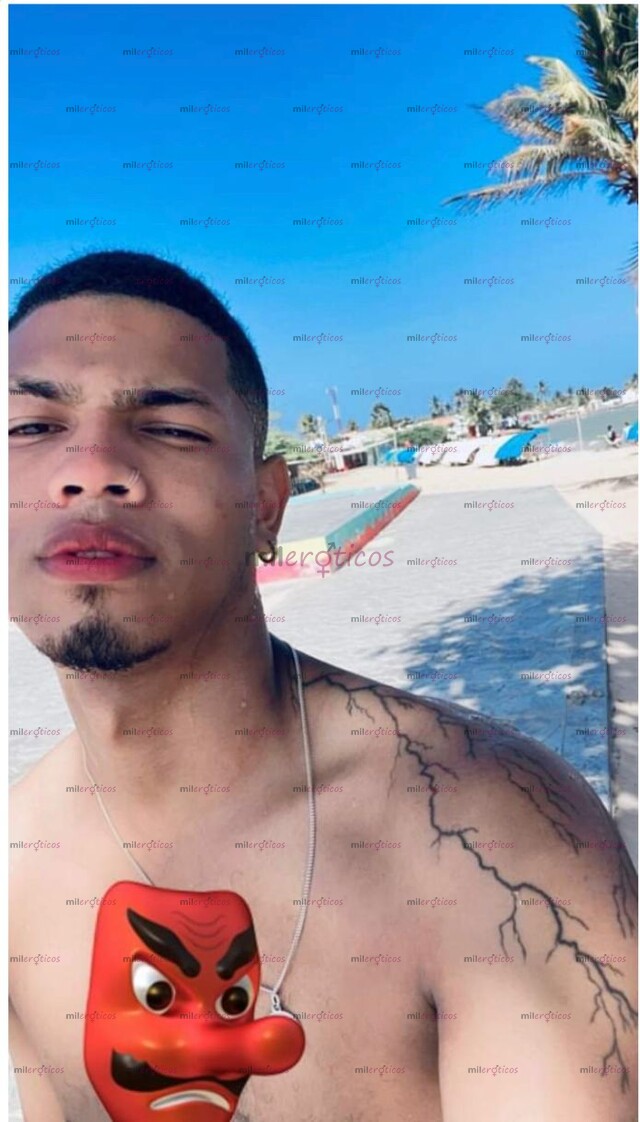 FOTOS DE LLEGO TU VENEZOLANO PINGO PARA CUMPLIR TUS FANTACIAS SEMXUALES