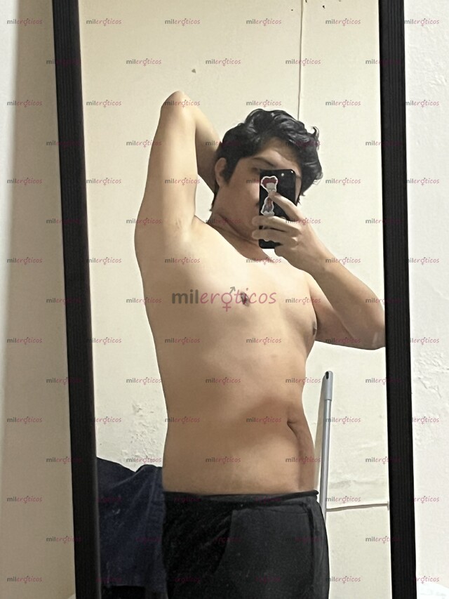 FOTOS DE JOVEN DOTADO 20 AÑOS CON VERGA GRUESA 9511406966.