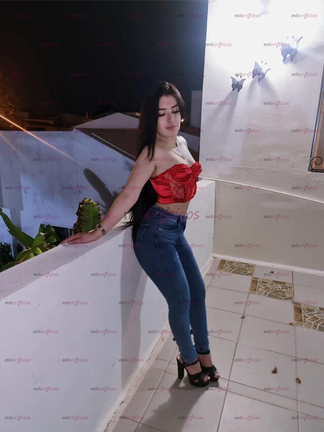 FOTOS DE HOLA AMOR SOY JULI DE PANAMÁ PRIMERA VEZ EN MÉRIDA HERMOSA PELINEGRA