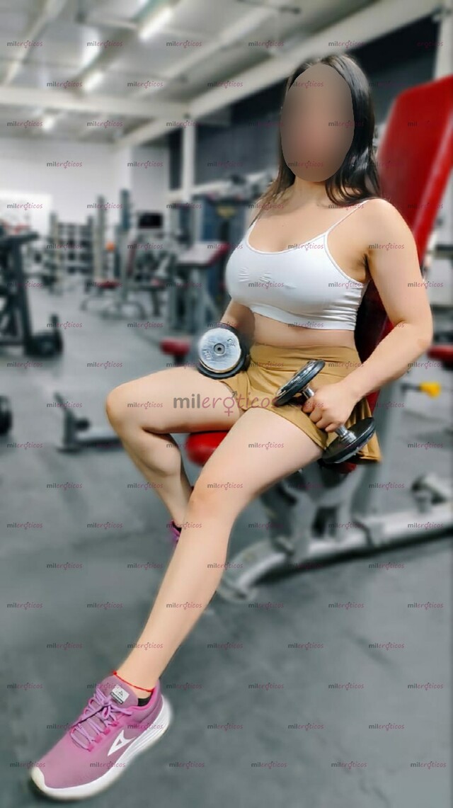 FOTOS DE TE GUSTAN MIS CHICHOTAS! COMPLACIENTE, CACHONDA Y BIEN TRAGONA DE VERGA