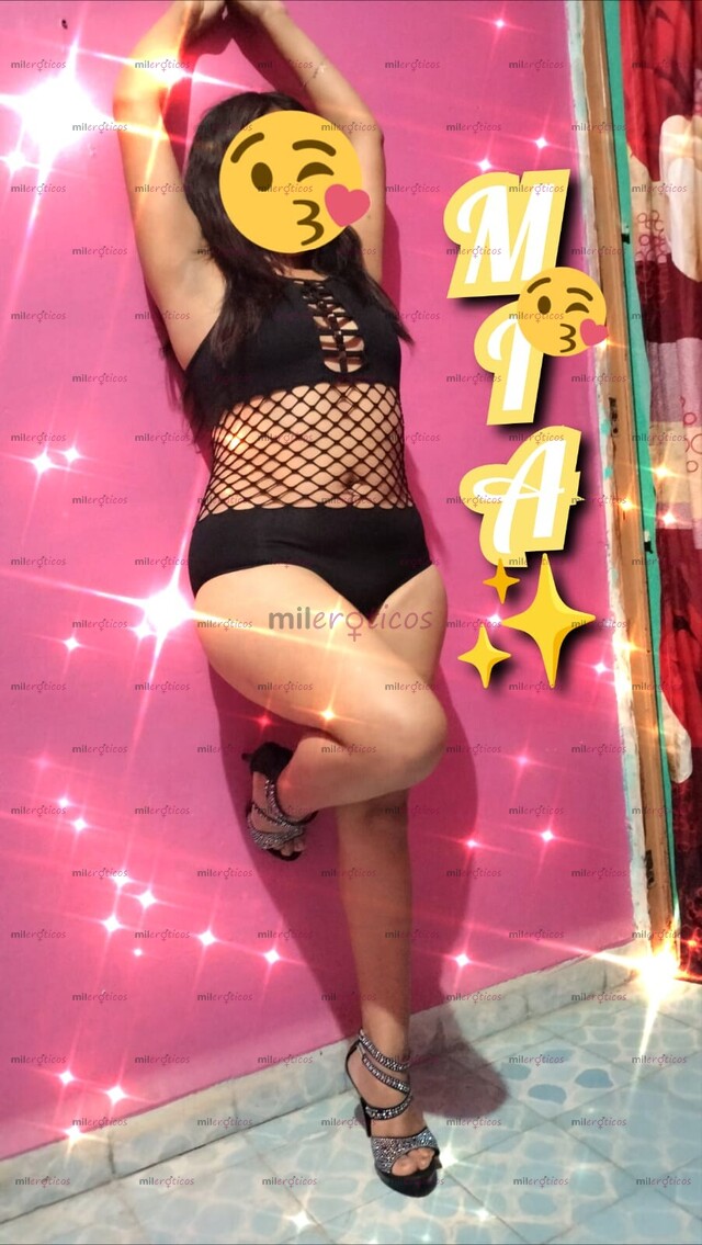 FOTOS DE SOY MIA ESTOY LISTA PARA COMPLACERTE..... COMEME COMPLETITA AMOR