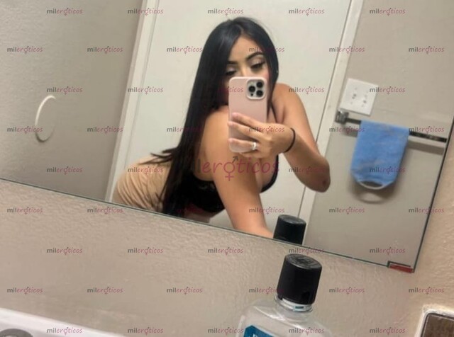 FOTOS DE SIENTE COMO ME MOJO BIEN RICO Y TE APRIETO COMO NADIE