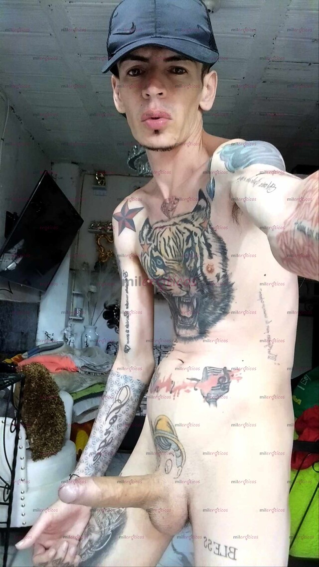 FOTOS DE SERIO BLANCO FLACO ACTIVO VENDO CONTENIDO CASERO Y VIDEO LLAMADAS