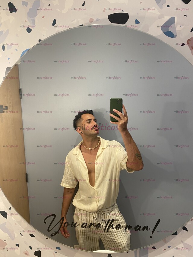 FOTOS DE HOLA SOY NICOLÁS EL CHICO JOVEN AGRADABLE LLÁMAME O ESCRIBE