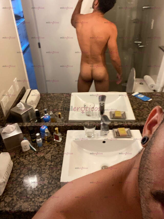 FOTOS DE HOLA SOY NICOLÁS EL CHICO JOVEN AGRADABLE LLÁMAME O ESCRIBE