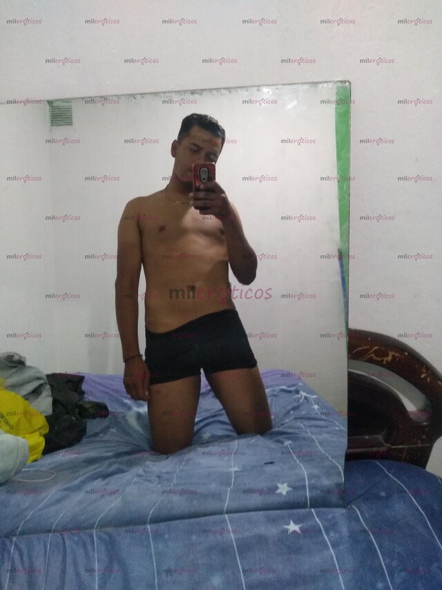 FOTOS DE CHICO CALIENTE DE 24AÑOS OFREZCO SERVICIOS A MADUROS