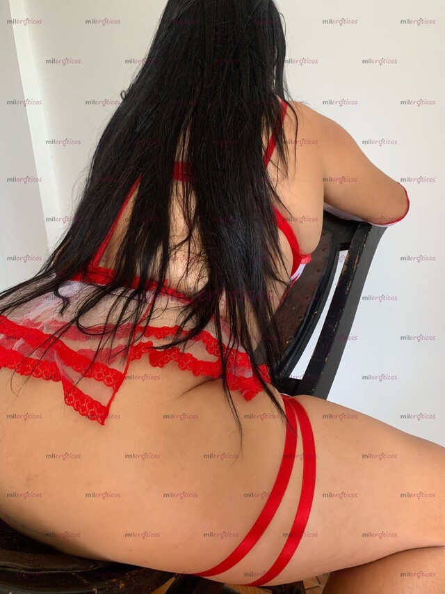 FOTOS DE 50K SEXO ILIMITADO, UNA PERRA MUY CALIENTE ADICTA AL SEXO