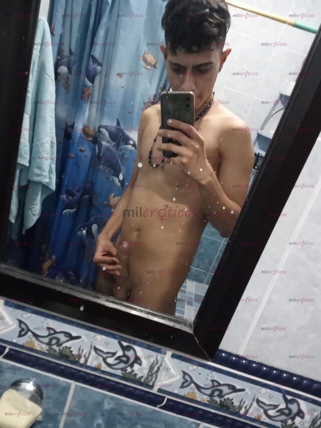 FOTOS DE BRIAN, 21 AÑOS 100% VERSÁTIL 19 CM FULL ARRECHO Y COMPLACIENTE