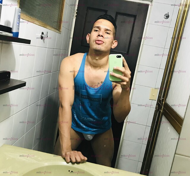 FOTOS DE FLACO ATRACTIVO VERSÁTIL VERGON ARRECHO CON GANAS DE SEXO
