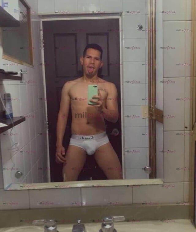 FOTOS DE FLACO ATRACTIVO VERSÁTIL VERGON ARRECHO CON GANAS DE SEXO