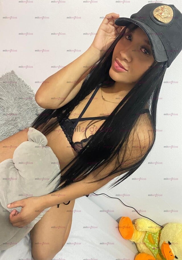 FOTOS DE HOLA SOY SAMANTHA UNA CHICA MUY CALIENTE CON GANAS DE PASARLA RICOO .. MUACKK...