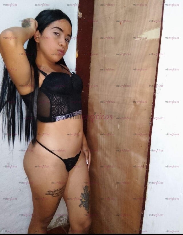 FOTOS DE KAMILA TU CHIQUITA CULONA JUGUETONA QUIERE LECHE