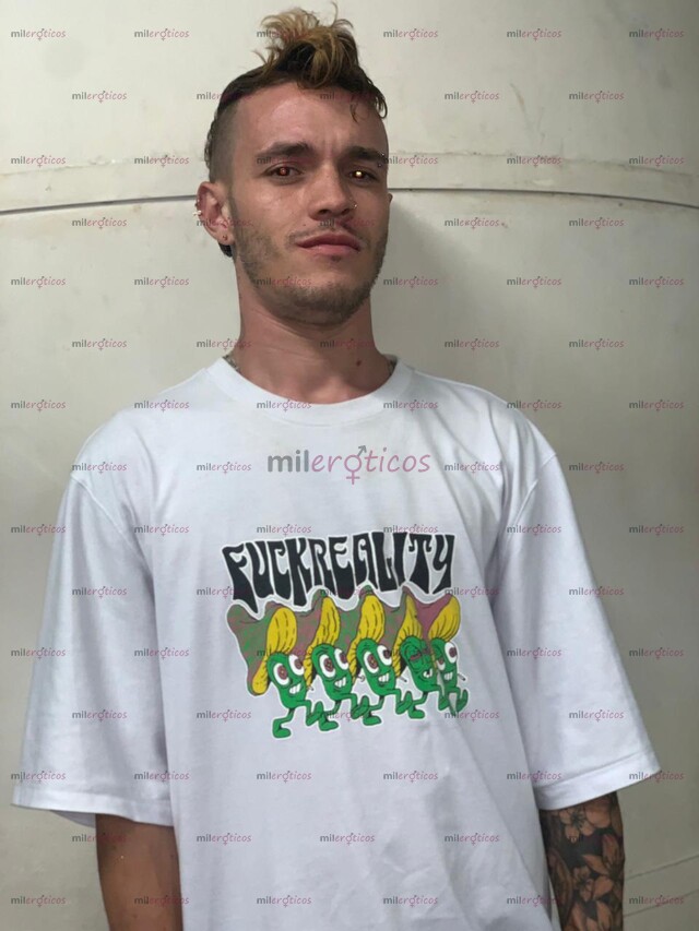 FOTOS DE MEN VERSÁTIL DE ENVIGADO, PINTA, ASEADO Y COMPLACIENTE